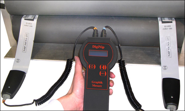 DigiNip DigiNip sensor elements placed between two contacting rollers