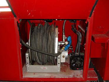 Figure 3.3.11: The UHP P-19’s UHP hand line reel. figure 3.3.11